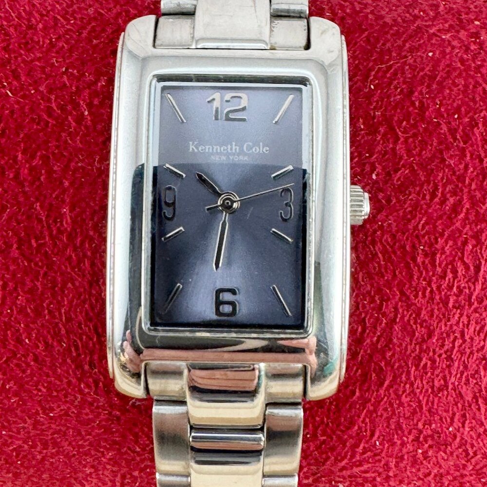 Vintage Kenneth Cole All Stainless Steel Blue Sunburst Dial Silver Accents